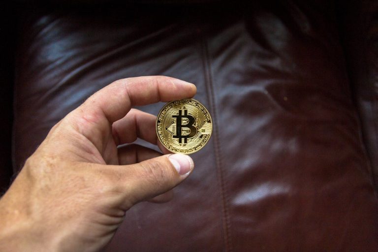 UAE: investors lead global peers in crypto assets, but technology challenges remain for wealth managers