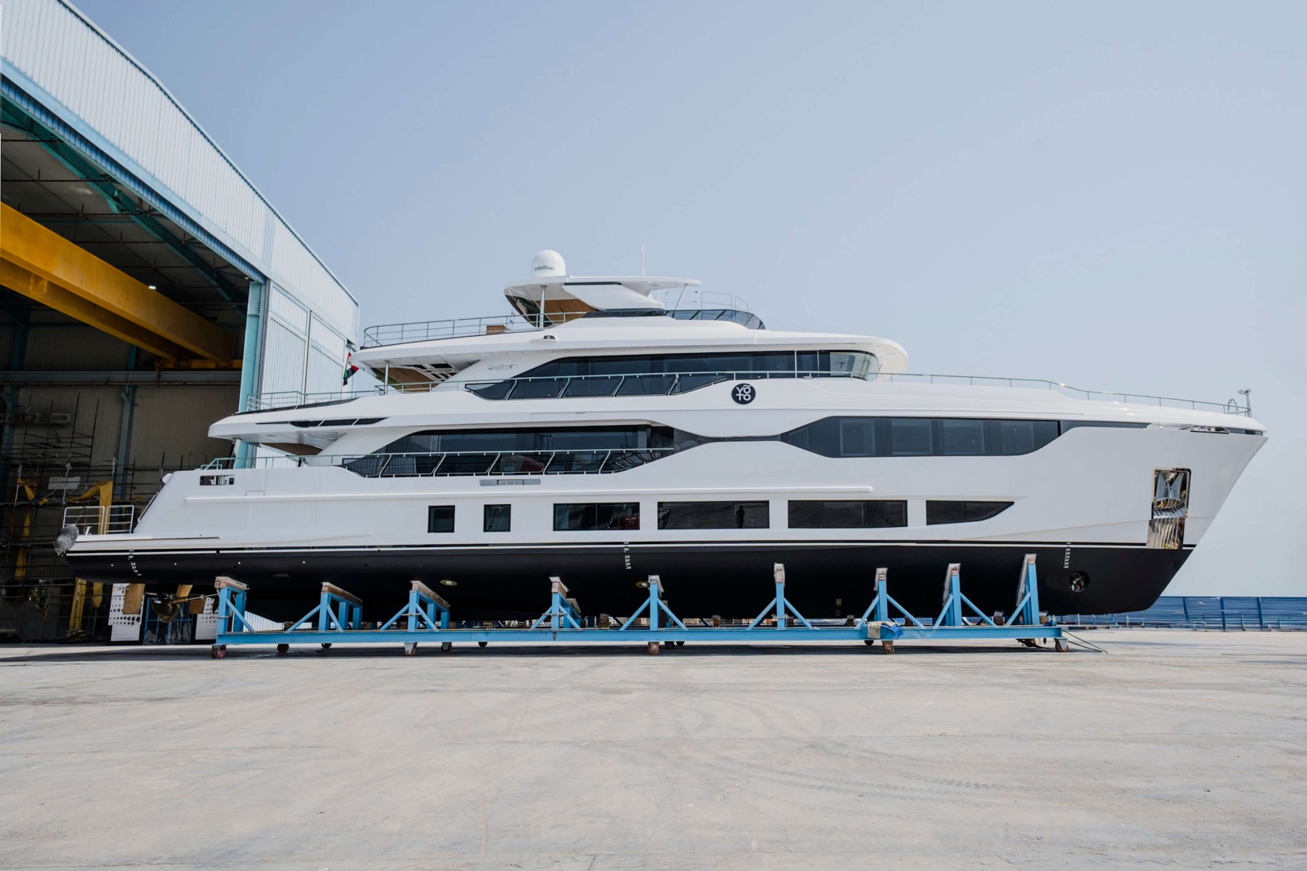 Majesty 120 superyacht launched at UAE shipyard